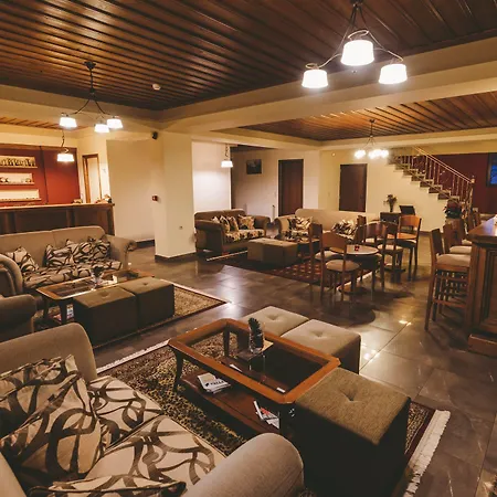 Ξενοδοχείο θέα μαινάλου