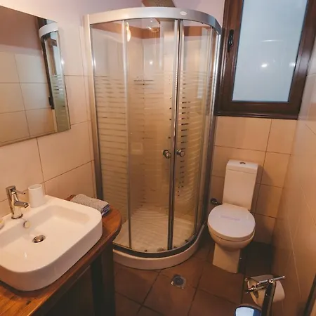 Hotel Thea Mainalou 3*