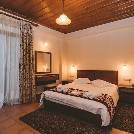 Hotel Thea Mainalou Vitina