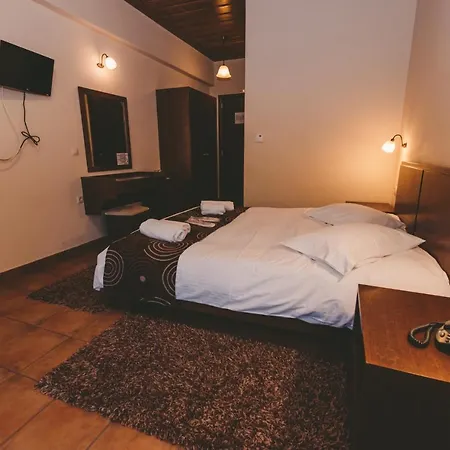 Ξενοδοχείο θέα μαινάλου Βυτίνα