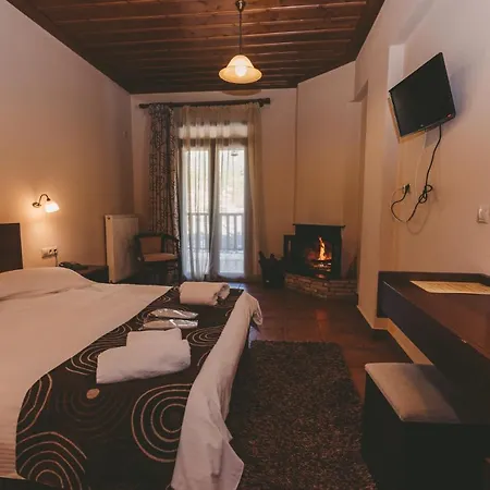 Thea Mainalou Hotel 3*