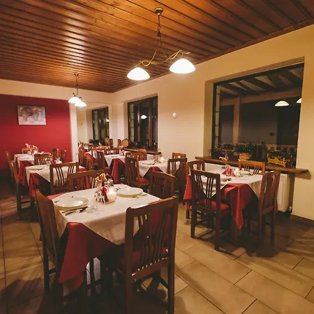 Thea Mainalou Hotel Vitina
