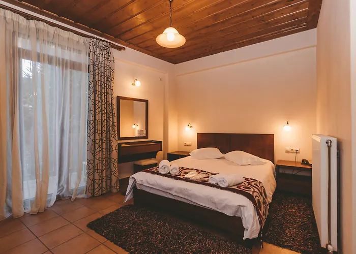 Thea Mainalou Vytina