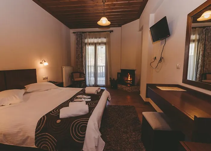 Thea Mainalou Hotel 3*